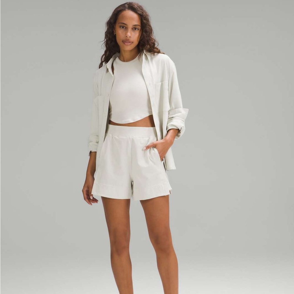Lululemon Stretch Woven Relaxed Fit HR Short 4” Bone